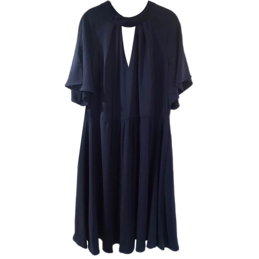 CITY CHIC + Nordstrom Navy Blue Cut Out V-neck Split Sleeve Tie Back 16 - Picture 2 of 12